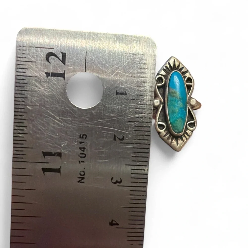 Vintage Turquoise and Sterling Silver Ring